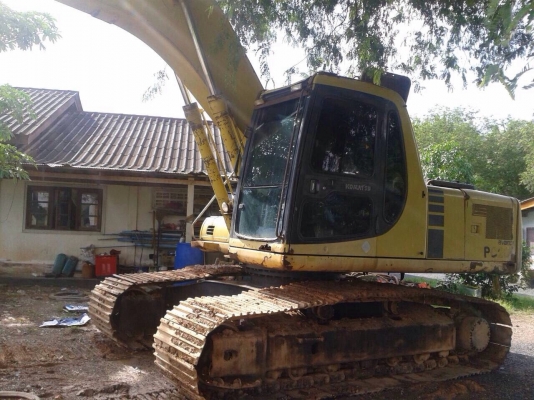 ขายแบคโฮ KOMATSU 200-6 95XXX สนใจโทร0819701072