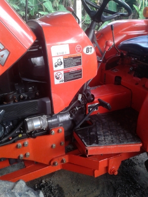 ขายรถไถ KUBOTA L 3608 (4WD) ขนาด 36 แรง ขายรถไถ KUBOTA L 3608 (4WD) ขนาด 36 แรง