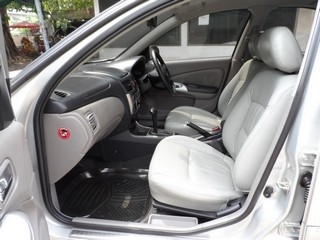 NISSAN SUNNY SUPER NEO 1.6 AUTO ปี 04 รถบ้านมือเดียวผู้หญิงใช้ ไมล์แท้ จัดไฟแนนซ์ได้ T.086-527-9533