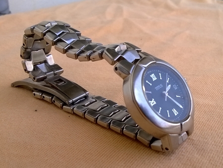 Titus stainless  ขนาด 27มม. (รวมเม็ด)