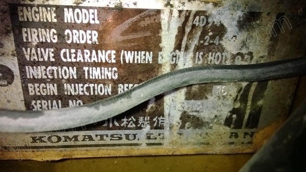 รถแทร็กเตอร์ ยี่ห้อ KOMATSU รุ่น D21P-5 รถแทร็กเตอร์ ยี่ห้อ KOMATSU รุ่น D21P-5