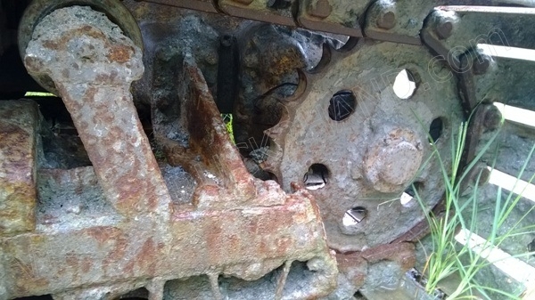 รถแทร็กเตอร์ ยี่ห้อ KOMATSU รุ่น D21P-5 รถแทร็กเตอร์ ยี่ห้อ KOMATSU รุ่น D21P-5