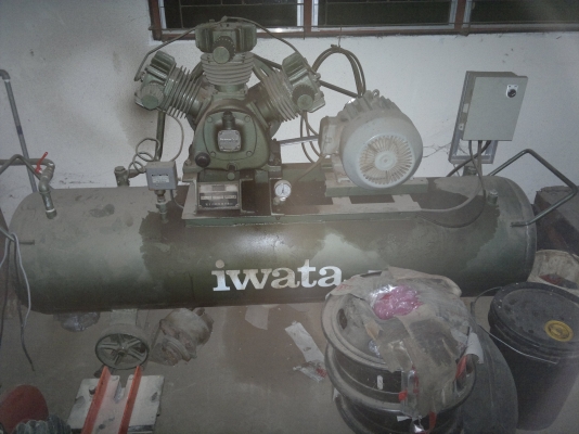 ขายปั้มลม IWATA มอเตอร์ 10 แรง