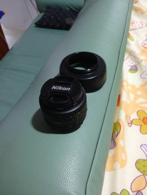 ขอขายนอกเรื่องนะครับ ขายเลนส์fix AF NIKKOR 50mm f/1.8D อายุ 6 เดือน สภาพดีมาก ไม่ค่อยได้ใช้งานเลยขาย ราคา 3300 บาทพร้อมส่งครับ