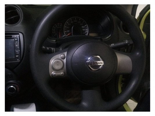ขายรถ NISSAN MARCH 2012 EL CVT + LPG สีเขียว