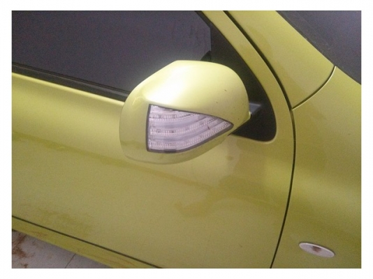 ขายรถ NISSAN MARCH 2012 EL CVT + LPG สีเขียว