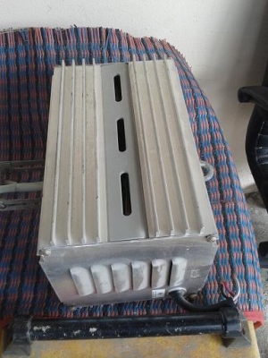 ขายโคมไฟโรงงานทั้งชุด1500 บาท