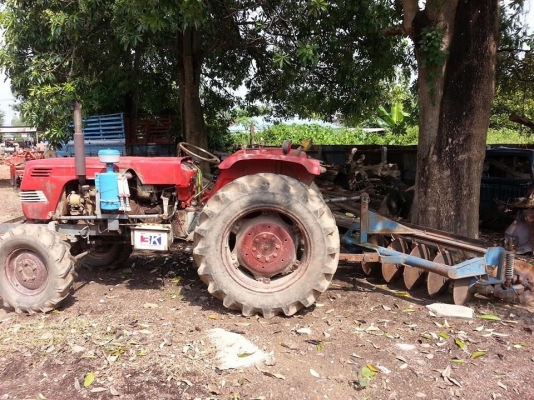 รถไถชิบูร่า 4 WD เครื่องดี เกียร์ดี ยางดีมากๆ4 เส้น ขายตามสภาพภาพถูกๆ