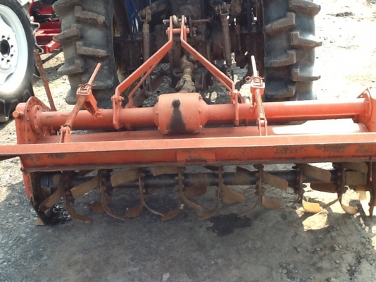 โรตารี่วิเชียร 1.80 เมตร สภาพดี ใบเต็มๆ พร้อมยอยปั่น