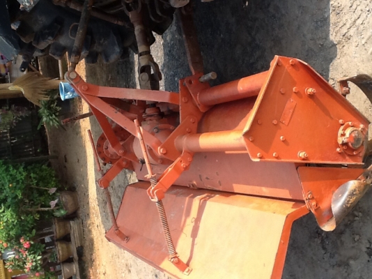 โรตารี่วิเชียร 1.80 เมตร สภาพดี ใบเต็มๆ พร้อมยอยปั่น