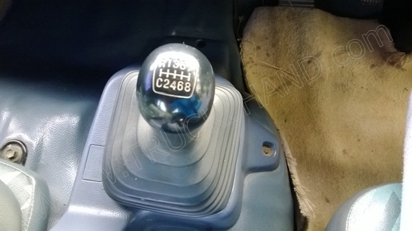 หัวลากHINO พร้อมหางโรเบส 3 เพลา เพลาเหลี่ยม