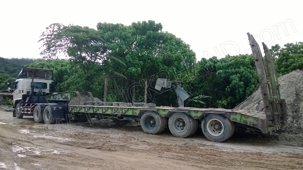 หัวลากHINO พร้อมหางโรเบส 3 เพลา เพลาเหลี่ยม