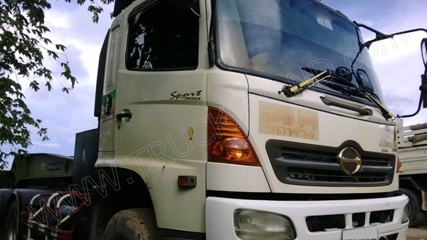 หัวลากHINO พร้อมหางโรเบส 3 เพลา เพลาเหลี่ยม