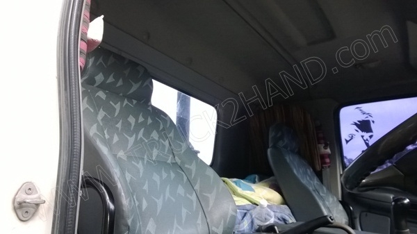 หัวลากHINO พร้อมหางโรเบส 3 เพลา เพลาเหลี่ยม