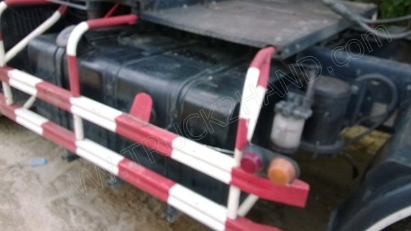 หัวลากHINO พร้อมหางโรเบส 3 เพลา เพลาเหลี่ยม