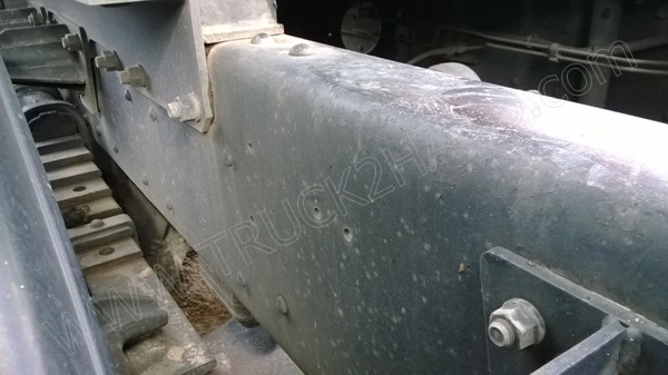 หัวลากHINO พร้อมหางโรเบส 3 เพลา เพลาเหลี่ยม