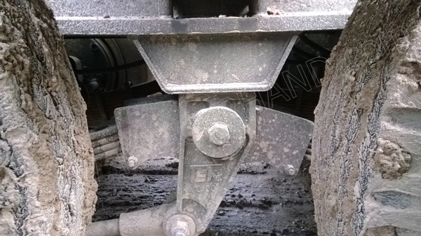 หัวลากHINO พร้อมหางโรเบส 3 เพลา เพลาเหลี่ยม