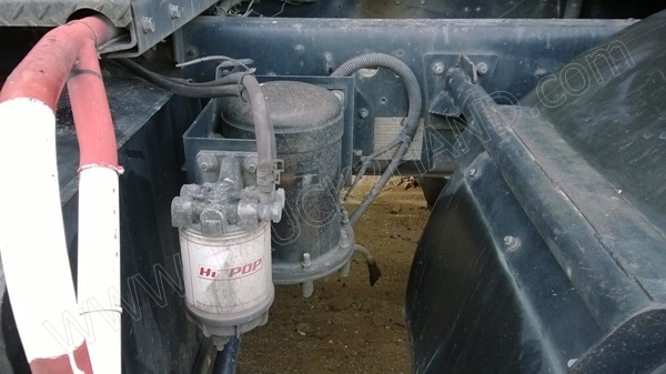 หัวลากHINO พร้อมหางโรเบส 3 เพลา เพลาเหลี่ยม