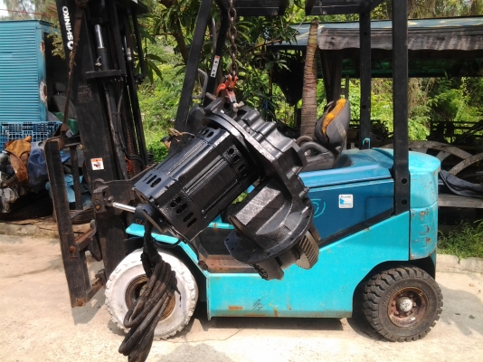 ขายเกียร์ มอร์เตอร์   รถโฟ๊คลิ๊ฟไฟฟ้า ขนาดใหญ่  2  ตัน   แกะออกจากรถรุ่นนี้ปี 2008 ยังไม่เคยใช้ในไทย มี 2 ลูก  ยี่ห้อ  SHINKO   รุ่น  8FB20PX  ขาย12000