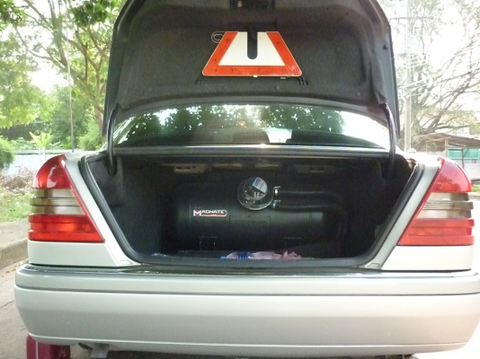 เบนซ์ C220 W202ปี95 สภาพดี ติดLPGประหยัดจริงๆ