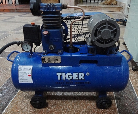 ขายเครื่องปั๊มลม ยี่ห้อ Tiger สภาพเหมือนใหม่