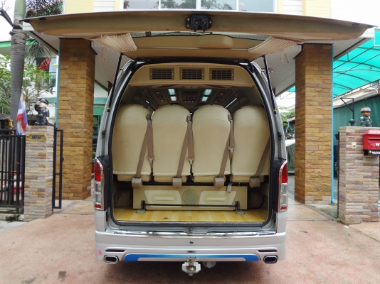 รถตู้ VIP สภาพสวยมาก มีประกันชั้นหนึ่งเหลืออีก 8 เดือน รถตู้ VIP สภาพสวยมาก มีประกันชั้นหนึ่งเหลืออีก 8 เดือน