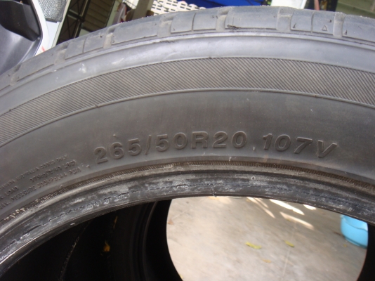 ขายยาง Tracmax 265 50 20 ปี 12  6000 บาท