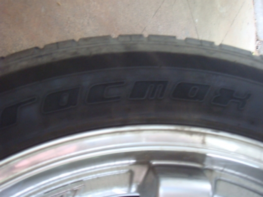 ขายยาง Tracmax 265 50 20 ปี 12  6000 บาท