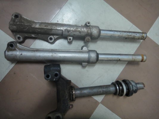 ขาย โช๊ค yamaha X1 แผลงคอ ขาย โช๊ค yamaha X1 แผลงคอ