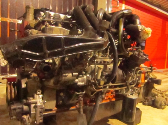 ขายเครื่องยนต์ 6HH เทอร์โบ  ข้อ STD เครื่องสวย ติดดี