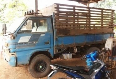 ISUZU TL 85 HP รถบรรทุก 4 ล้อกลาง กระบะเหล็กคอกไม้ความยาว 3.20 เมตรสภาพสวยไม่มีผุกร่อน เครื่องยนต์แน่นดีแรงดี ภายในเก๋งคอนโซลอยู่ครบไม่ผุ พวงมาลัยธรรมดา ช่วงล่างคัชซีไม่ผุไม่มีดาม ยางสภาพดี 4 เส้นประมาณ 60\% พร้อมบรรทุกพร้อมใช้งาน เอกสารทะเบียนครบพร้อม ราค ISUZU TL 85 HP รถบรรทุก 4 ล้อกลาง กระบะเหล็กคอกไม้ความยาว 3.20 เมตรสภาพสวยไม่มีผุกร่อน เครื่องยนต์แน่นดีแรงดี ภายในเก๋งคอนโซลอยู่ครบไม่ผุ พวงมาลัยธรรมดา ช่วงล่างคัชซีไม่ผุไม่มีดาม ยางสภาพดี 4 เส้นประมาณ 60\% พร้อมบรรทุกพร้อมใช้งาน เอกสารทะเบียนครบพร้อม ราค