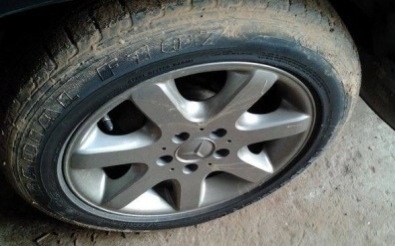 TOYOTA HILUX MIGHTY - X EXTRACAB 2.5 MT ปี 36 รถสวยจัดรอบคันพร้อมใช้งานได้เลยครับ เครื่องแน่นแรงดีไม่เยิ้ม ภายในเก๋งคอนโซลสวยครบพร้อม แอร์เย็น พวงมาลัยธรรมดา ภายนอกสวยบางเดิมๆกระบะไม่มีผุฝาท้ายโปร่งหลังอย่างสวย ช่วงล่างล้อแม็กสวยมาก ยางสภาพดี 4 เส้นประมาณ