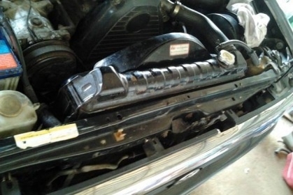 TOYOTA HILUX MIGHTY - X EXTRACAB 2.5 MT ปี 36 รถสวยจัดรอบคันพร้อมใช้งานได้เลยครับ เครื่องแน่นแรงดีไม่เยิ้ม ภายในเก๋งคอนโซลสวยครบพร้อม แอร์เย็น พวงมาลัยธรรมดา ภายนอกสวยบางเดิมๆกระบะไม่มีผุฝาท้ายโปร่งหลังอย่างสวย ช่วงล่างล้อแม็กสวยมาก ยางสภาพดี 4 เส้นประมาณ