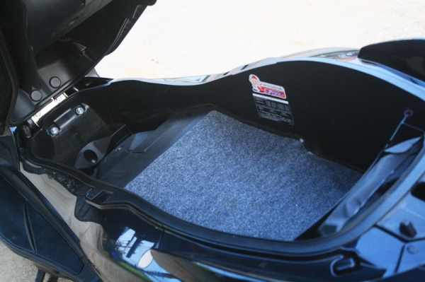 forza 300 ABS ปี2013 วิ่ง 1,500โล (รถ 2 เดือน) 135,000