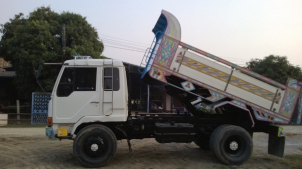 ขายรถบรรทุก 6ล้อ ดัมพ์ Mitsubishi FUSO