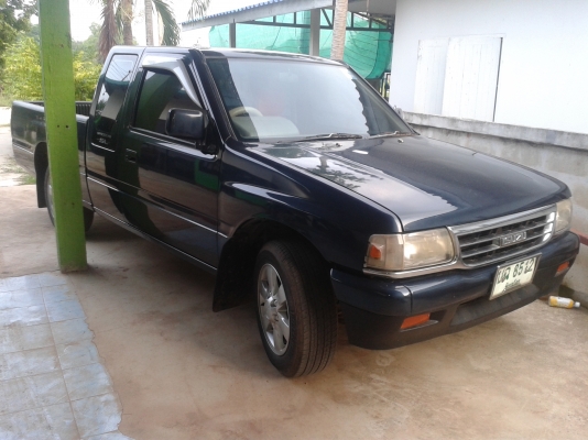 ขายด่วยรถบ้านครับพร้อมใช้เครื่องดีไม่มีชนรับประกันครับ