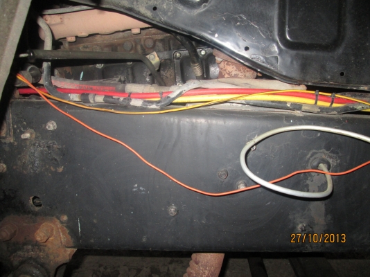 MITSUBISHI-FN527-TF-ซีเรียล-6,400---ขอบคุณทุกสายที่โทรครับ-