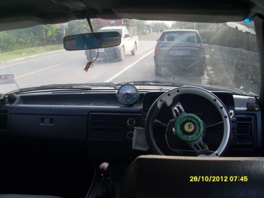 ขาย MAZDZ B2200 ปี89 แวน5ประตู ราคา 44000 ขาย MAZDZ B2200 ปี89 แวน5ประตู ราคา 44000