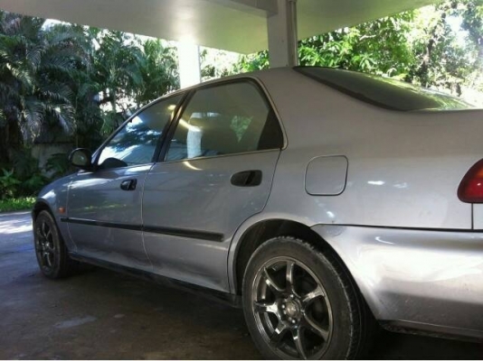 ขาย civic eg 4d auto พร้อมใช้ ราคาต่อรองได้. 90000