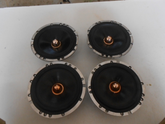 ลำโพง 6 นิ้ว BOSTWICK  โครงหล่อ 4ดอก