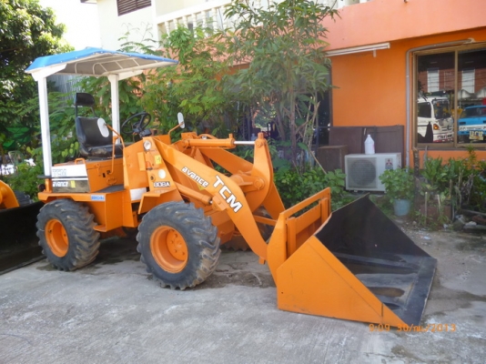 ขายรถตักเล็ก บุ้งกี๋ไม่เกิน 1 คิว เก่านอก เอกสารอินวอยครบ