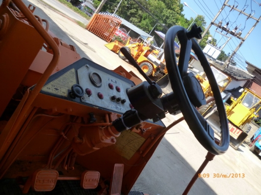 ขายรถตักเล็ก บุ้งกี๋ไม่เกิน 1 คิว เก่านอก เอกสารอินวอยครบ