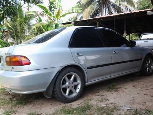 ขายCIVICปี93 ATรถบ้านเจ้าของขายเองชื่อตรงเล่ม ติดแก็สประหยัดๆพร้อมใช้