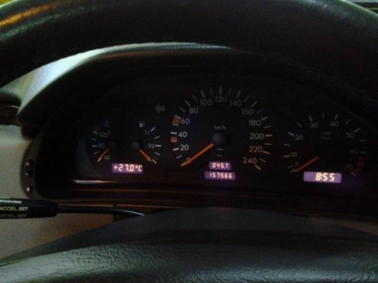 benz E-class เจ้าของขายเองเดิมๆ สวยๆพร้อมใช้ไร้ที่ตริ