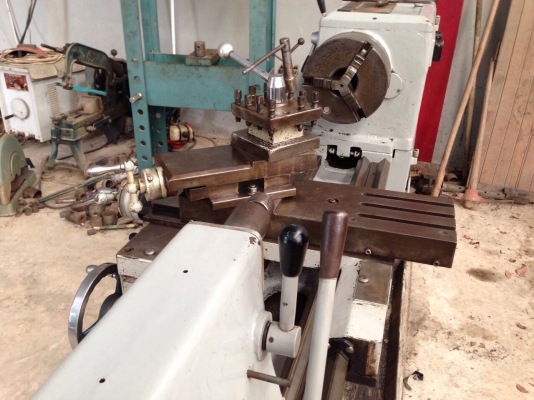 ขายแท่นกลึงต้าชิง6ฟุตรุ่นงานหนัก8เกียร์ใช้ไฟสองสาย