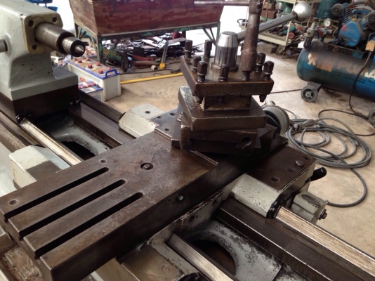 ขายแท่นกลึงต้าชิง6ฟุตรุ่นงานหนัก8เกียร์ใช้ไฟสองสาย