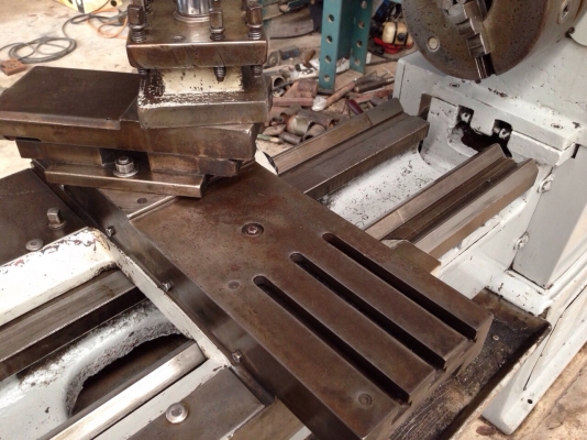 ขายแท่นกลึงต้าชิง6ฟุตรุ่นงานหนัก8เกียร์ใช้ไฟสองสาย