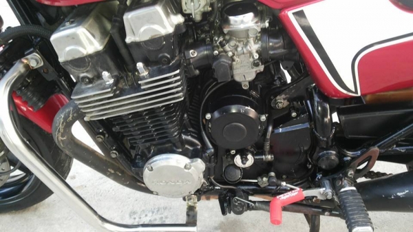 ขาย ฮอนด้า CB750 f2n inv.ออกชื่อคนซื้อ รถปี 03 คาร์บิวไฟฟ้า 0822169945