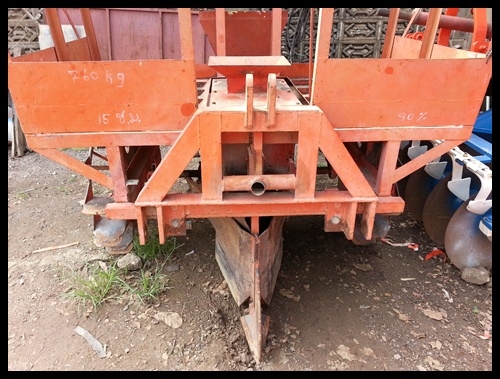 ขายด่วน!หางปลูกอ้อยสภาพดี ใช้งานน้อย สนใจติดต่อ คุณสวน 081-8570337