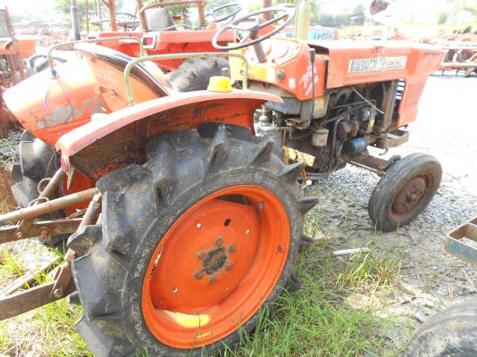 ขายรถไถ KUBOTA L2000
